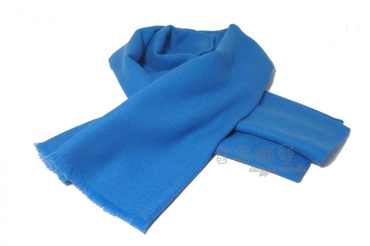 純羊毛典雅素色圍巾-藍