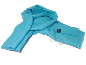 scarf_lightblue_loop